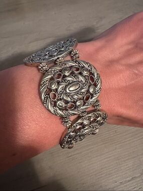 Vintage-Inspired Silver Tone Filigree Link Bracelet - Silver rehab